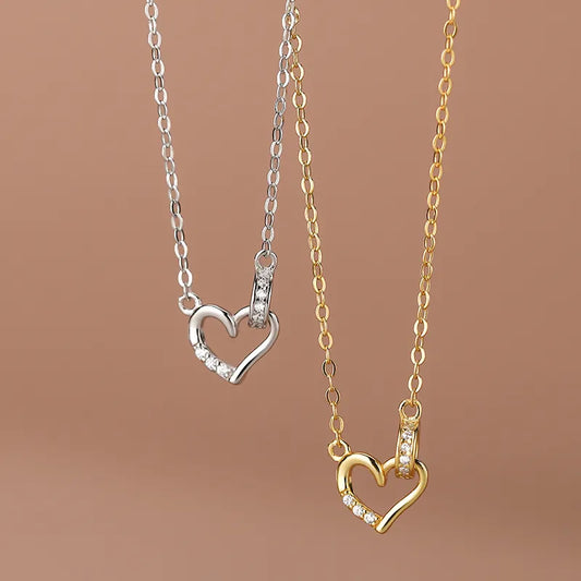 Dainty Circle Heart Necklace